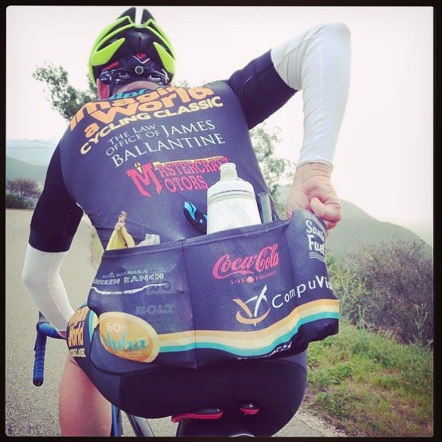 Video Quick Tip: Packing Your Pockets To Ride
